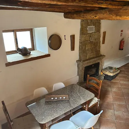 Casa Da Cantarinha *